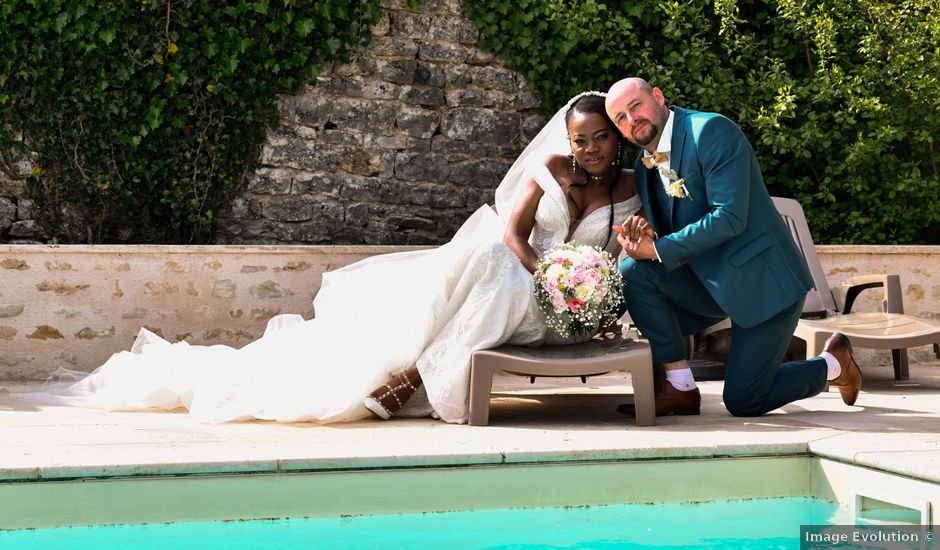 Le mariage de lovely et Frederic à Benest, Charente