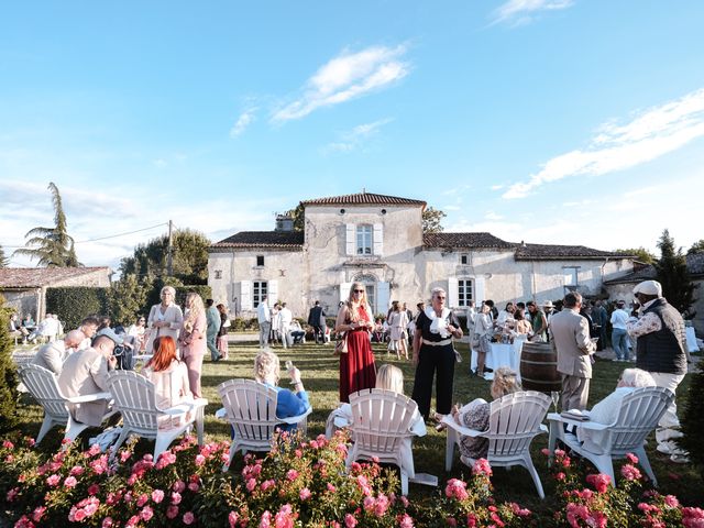 Le mariage de Maxime et Agathe à Cartelègue, Gironde 18