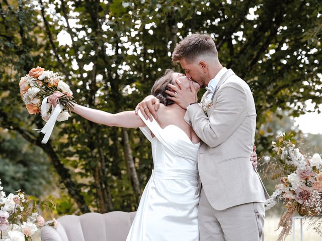 Le mariage de Maxime et Agathe à Cartelègue, Gironde 55
