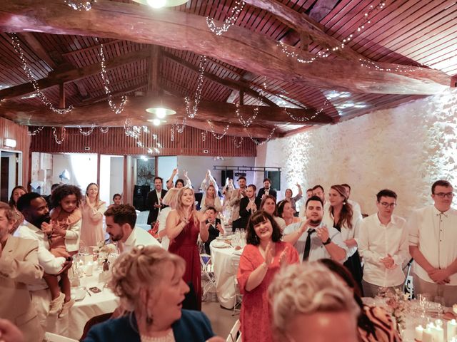 Le mariage de Maxime et Agathe à Cartelègue, Gironde 72
