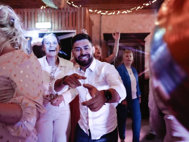 Le mariage de Maxime et Agathe à Cartelègue, Gironde 76