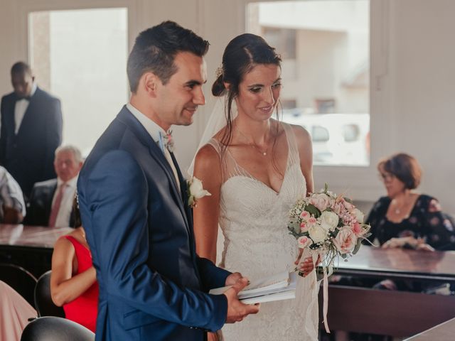 Le mariage de Julien et Tiphaine à Chambles, Loire 31