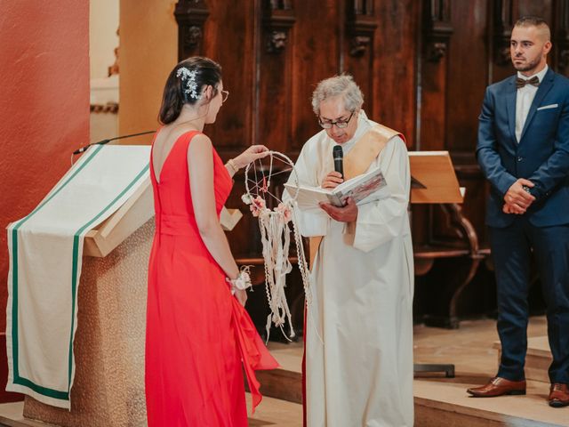 Le mariage de Julien et Tiphaine à Chambles, Loire 45