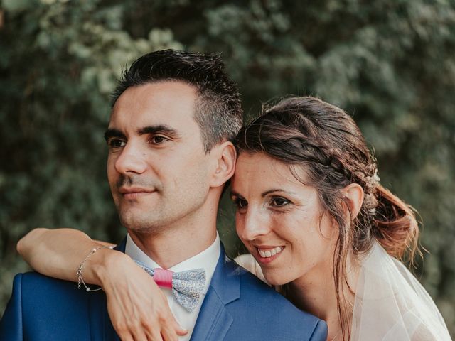 Le mariage de Julien et Tiphaine à Chambles, Loire 58