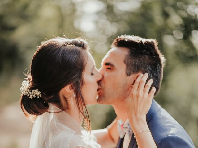 Le mariage de Julien et Tiphaine à Chambles, Loire 61