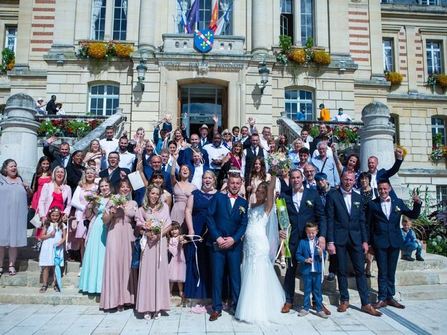 Le mariage de Damien et Elodie à Sainte-Gemme-Moronval, Eure-et-Loir 41