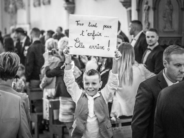 Le mariage de Aurélien et Alizée à Chaponnay, Rhône 33