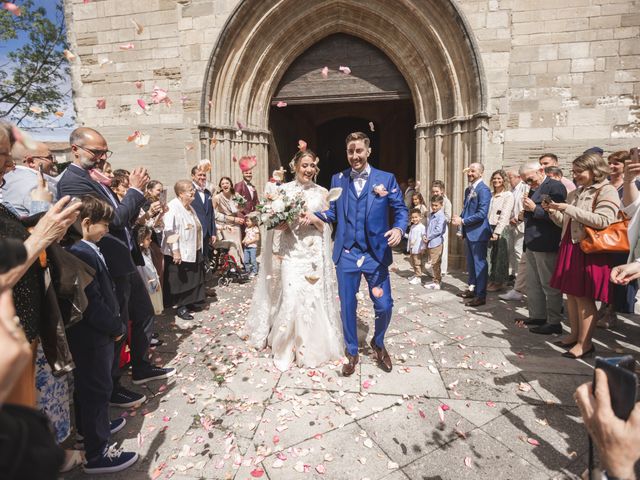 Le mariage de Alexandre et Chloe à Monteux, Vaucluse 2