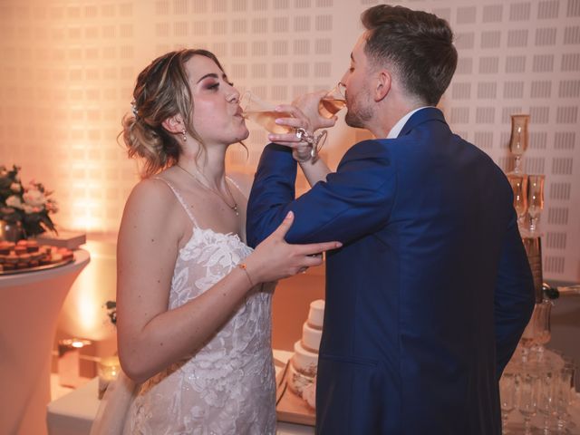 Le mariage de Alexandre et Chloe à Monteux, Vaucluse 21