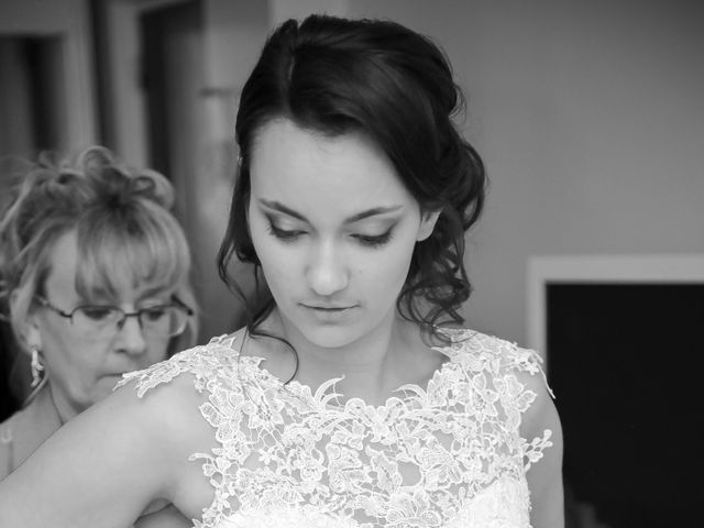 Le mariage de Adrien et Camille à Voisins-le-Bretonneux, Yvelines 9