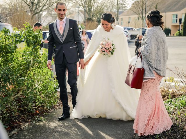 Le mariage de Adrien et Camille à Voisins-le-Bretonneux, Yvelines 15