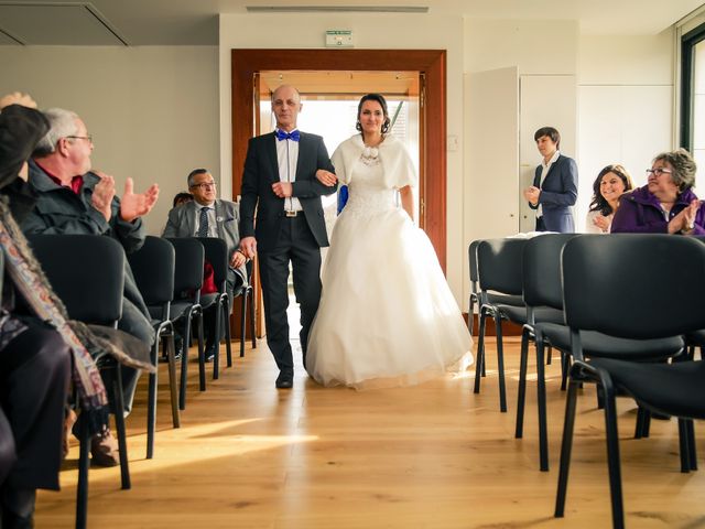 Le mariage de Adrien et Camille à Voisins-le-Bretonneux, Yvelines 19