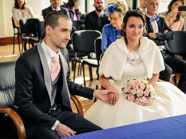 Le mariage de Adrien et Camille à Voisins-le-Bretonneux, Yvelines 21