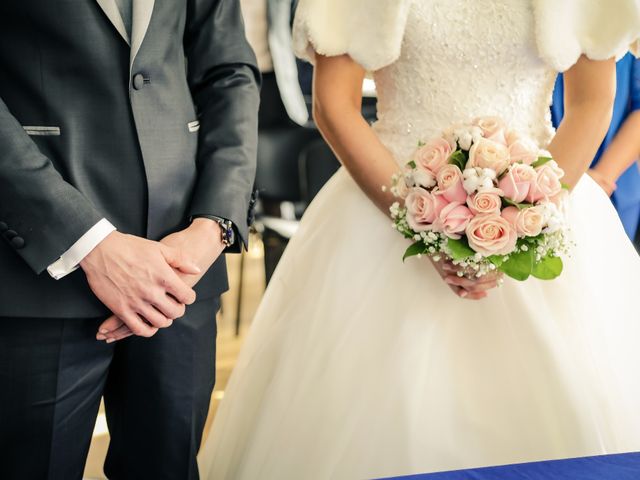 Le mariage de Adrien et Camille à Voisins-le-Bretonneux, Yvelines 24