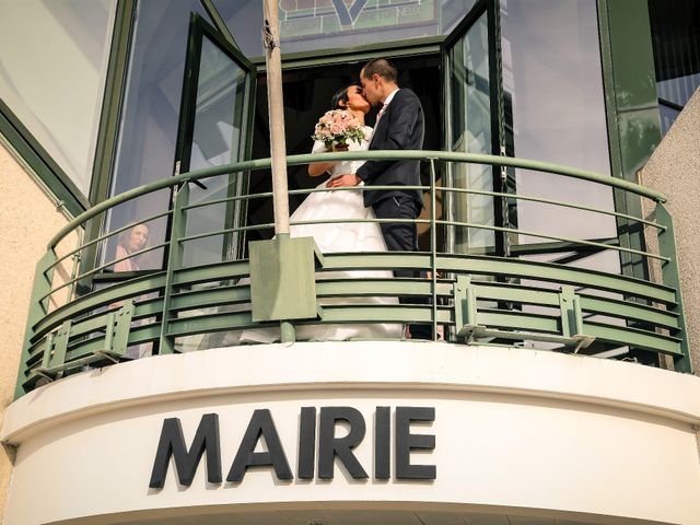 Le mariage de Adrien et Camille à Voisins-le-Bretonneux, Yvelines 29