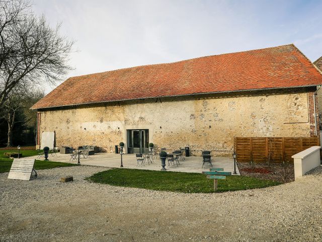 Le mariage de Adrien et Camille à Voisins-le-Bretonneux, Yvelines 34