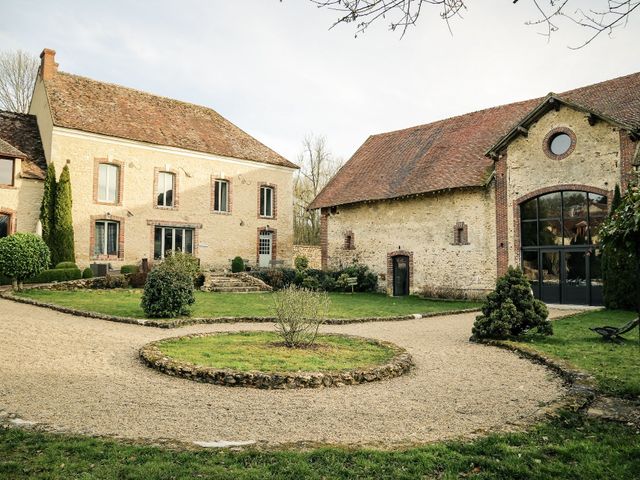 Le mariage de Adrien et Camille à Voisins-le-Bretonneux, Yvelines 36