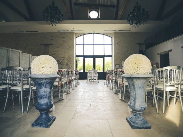 Le mariage de Adrien et Camille à Voisins-le-Bretonneux, Yvelines 38