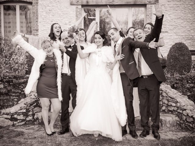 Le mariage de Adrien et Camille à Voisins-le-Bretonneux, Yvelines 56