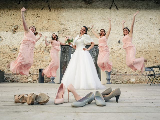 Le mariage de Adrien et Camille à Voisins-le-Bretonneux, Yvelines 59