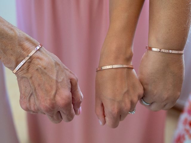 Le mariage de Sébastien et Elodie  à Ars-sur-Formans, Ain 15