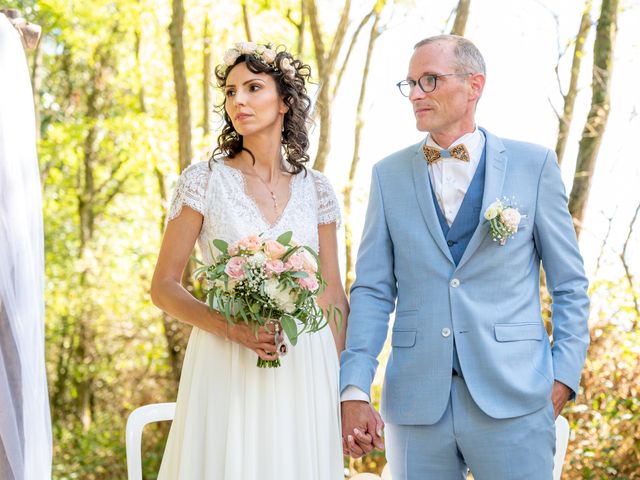 Le mariage de Sébastien et Elodie  à Ars-sur-Formans, Ain 36