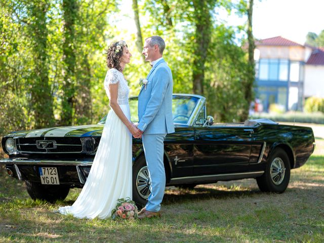 Le mariage de Sébastien et Elodie  à Ars-sur-Formans, Ain 47