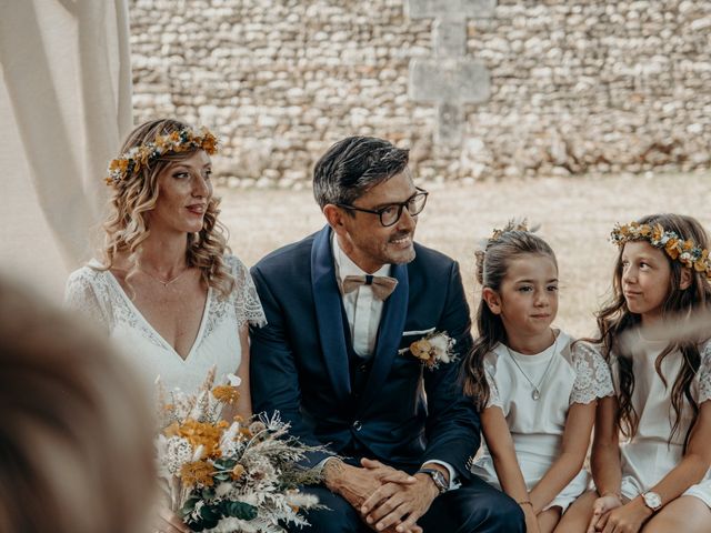 Le mariage de Mathieu et Aurélia à Saint-Coutant-le-Grand, Charente Maritime 35