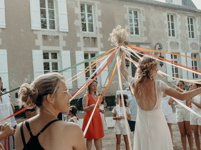 Le mariage de Mathieu et Aurélia à Saint-Coutant-le-Grand, Charente Maritime 69