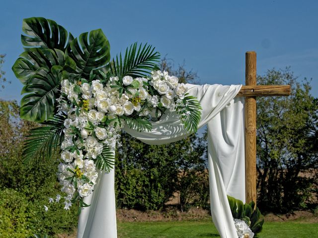 Le mariage de Aurore et Benjamin à Bazoches-en-Dunois, Eure-et-Loir 5