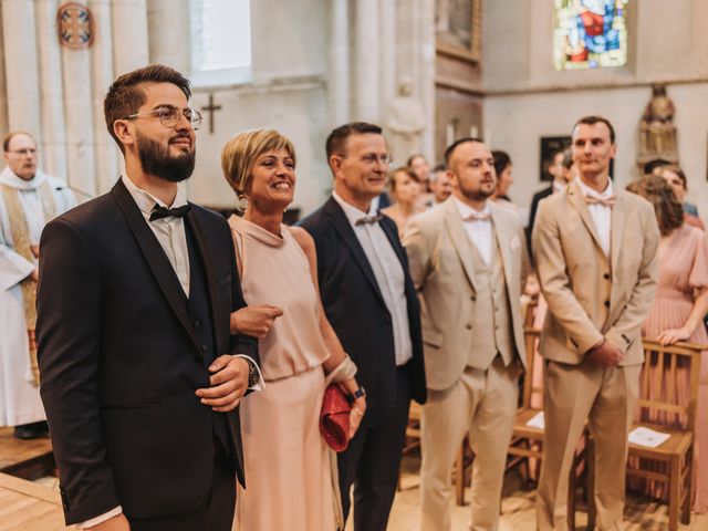 Le mariage de Aurélien et Marine à Vire, Calvados 24