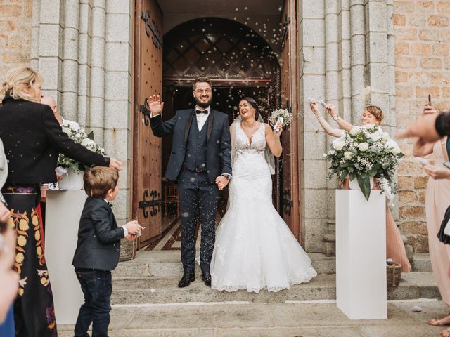 Le mariage de Aurélien et Marine à Vire, Calvados 42