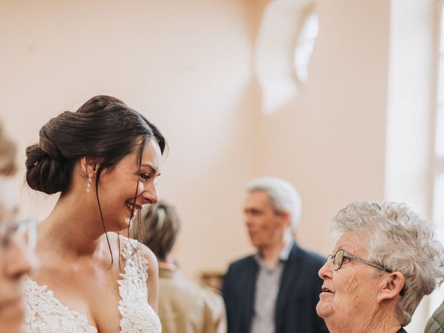 Le mariage de Aurélien et Marine à Vire, Calvados 47