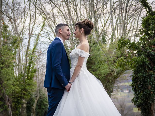 Le mariage de Anthony et Yseult à Saint-Étienne-des-Oullières, Rhône 32