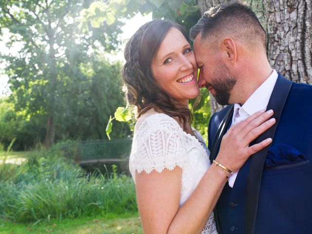 Le mariage de Bastien et Charline à Montmerle-sur-Saône, Ain 1