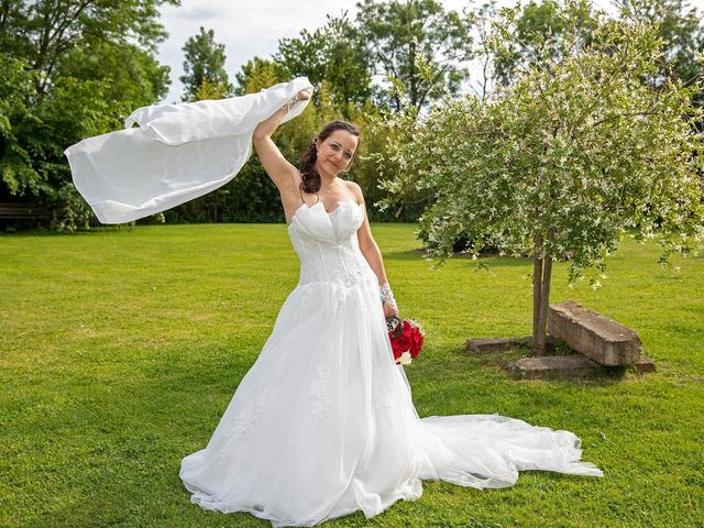 Le mariage de Nelson et Carine à Saint-Trivier-de-Courtes, Ain 4