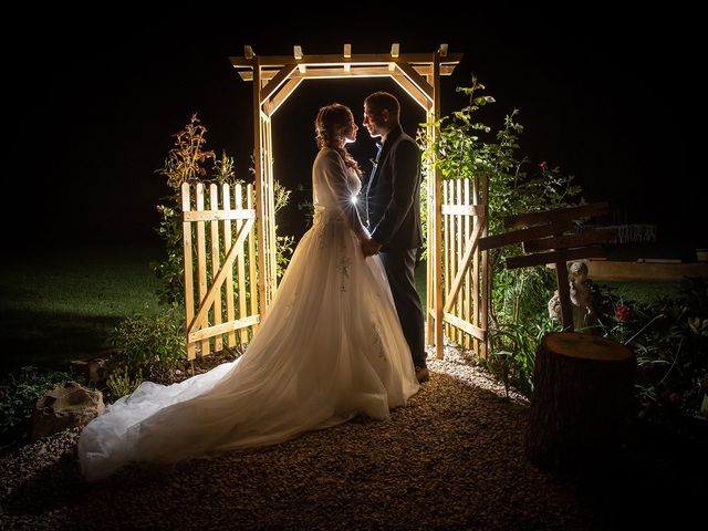 Le mariage de Nelson et Carine à Saint-Trivier-de-Courtes, Ain 8