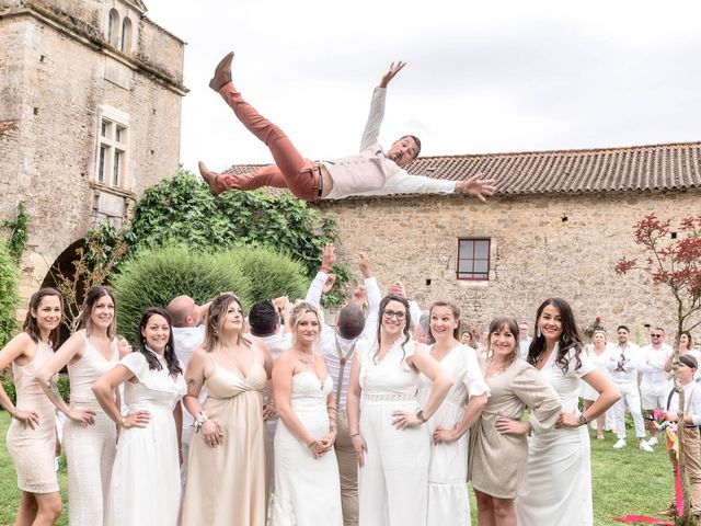 Le mariage de Alexandre et Lauren à Vouvant, Vendée 8