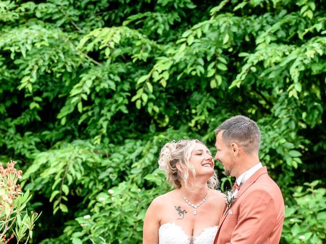 Le mariage de Alexandre et Lauren à Vouvant, Vendée 26