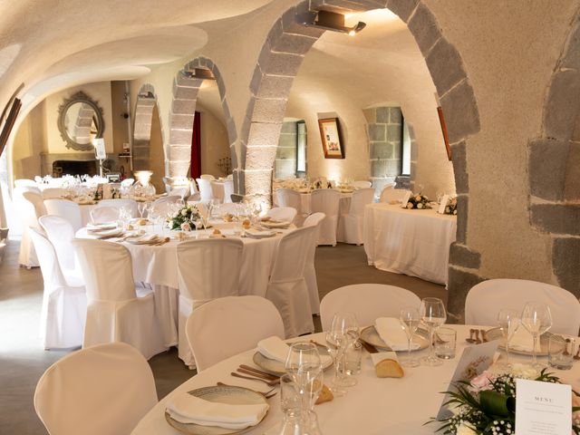 Le mariage de Damien et Emilie à Combronde, Puy-de-Dôme 26