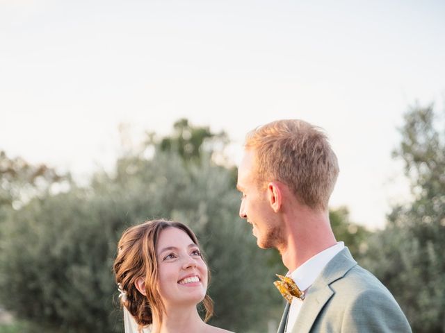 Le mariage de Thibault et Mathilde à Uzès, Gard 20