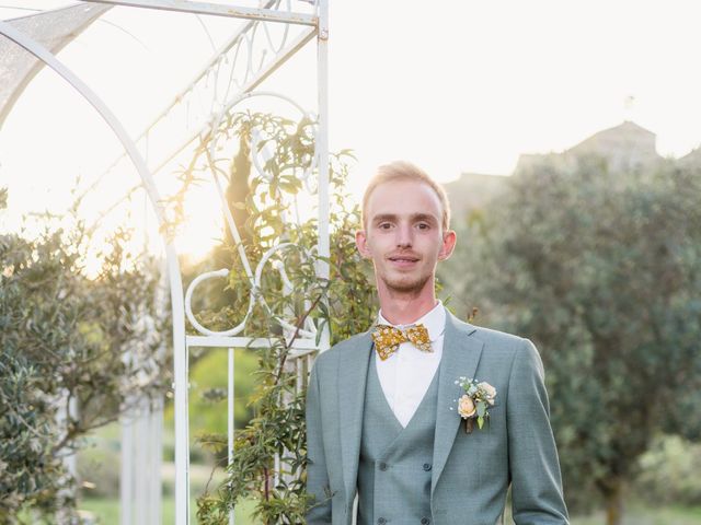 Le mariage de Thibault et Mathilde à Uzès, Gard 24