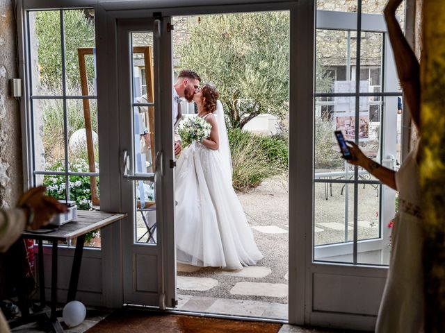 Le mariage de Fabrice et Camille à Chenevelles, Vienne 40