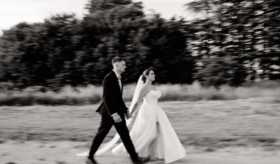 Le mariage de Diverchy  et Manon à Simiane-la-Rotonde, Alpes-de-Haute-Provence