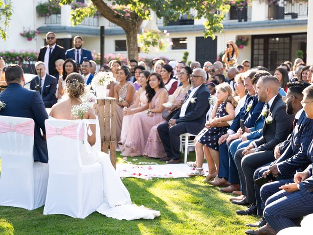 Le mariage de Antoine et Sylvie à Menucourt, Val-d&apos;Oise 40