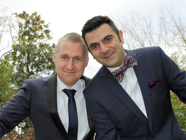 Le mariage de Stéphane et James à Saint-Hilaire-de-Brethmas, Gard 6