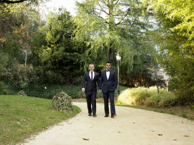 Le mariage de Stéphane et James à Saint-Hilaire-de-Brethmas, Gard 12