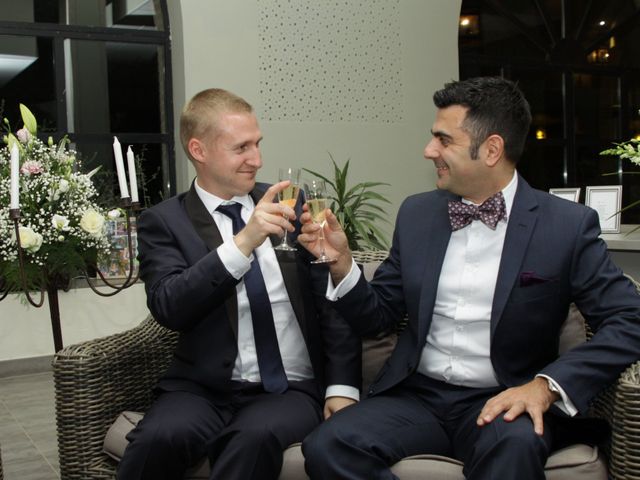 Le mariage de Stéphane et James à Saint-Hilaire-de-Brethmas, Gard 31