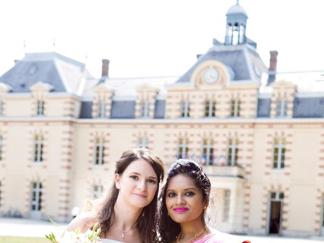 Le mariage de Adrien et Sabrina à Savigny-le-Temple, Seine-et-Marne 91