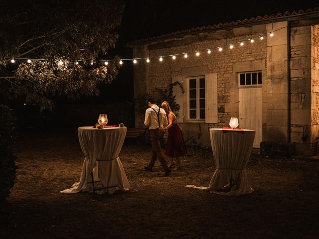 Le mariage de Romain et Marina à Rouffiac, Charente 38